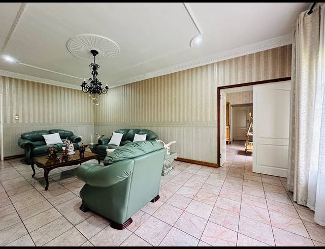 4 BEDROOM HOUSE FOR SALE IN LAMBTON